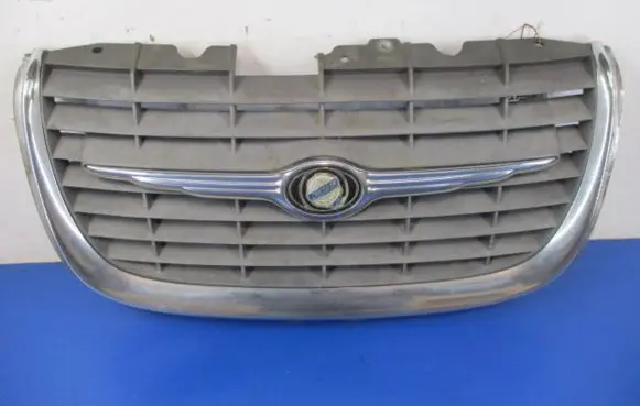 Chrysler 300M Front grill 04574824