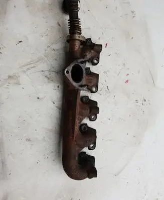 Volvo XC90 Exhaust manifold 30731980