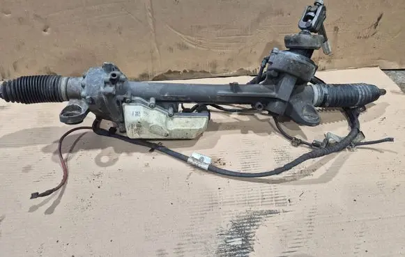 Volkswagen PASSAT B7 Steering rack 3C1423050P 2709110081 5N1909144M