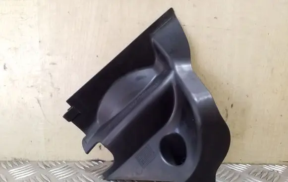 Volkswagen Transporter - Caravelle T5 Battery tray heat shield 7H0915437