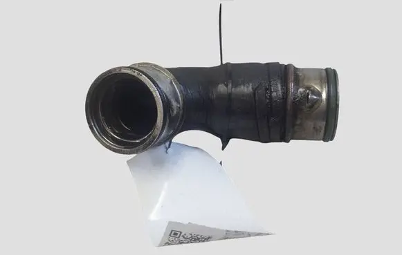 Volkswagen Golf V Air intake hose/pipe 038131111