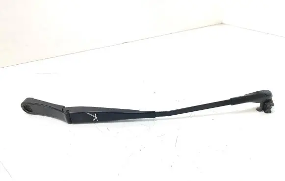 Porsche Cayenne (92A) Front wiper blade arm 7P0955409B