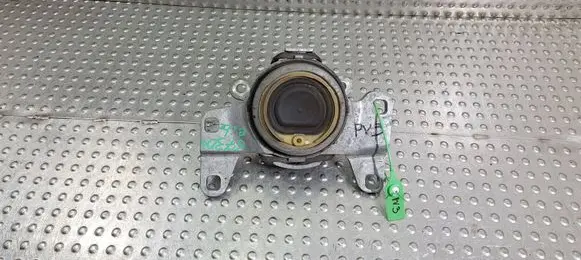 Volvo V40 Engine mounting bracket 31359639