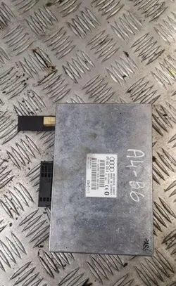 Audi A4 S4 B6 8E 8H Bluetooth control unit module 8p0862335a