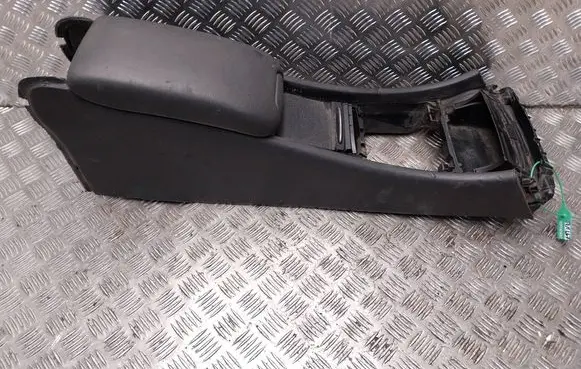 Mercedes-Benz C W203 Armrest 