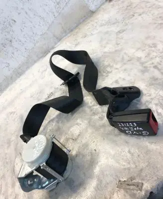 Volkswagen Jetta VI Middle seatbelt (rear) 5c6857807m