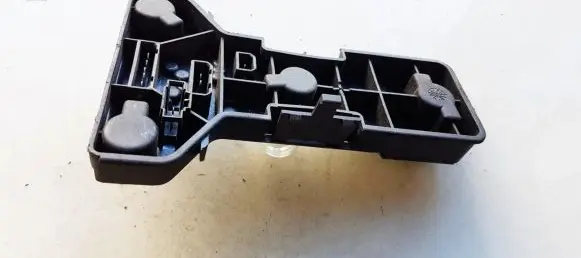Volkswagen PASSAT B5 Tail light bulb cover holder 3B5945257