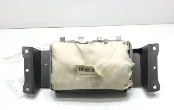 Mazda 3 I Passenger airbag