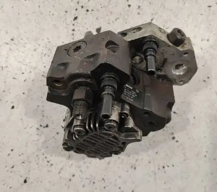 Renault Espace - Grand espace IV Fuel injection high pressure pump 8200170377