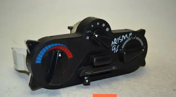 Mitsubishi Carisma Climate control unit T029