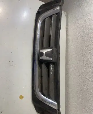 Honda CR-V Front grill 751010000
