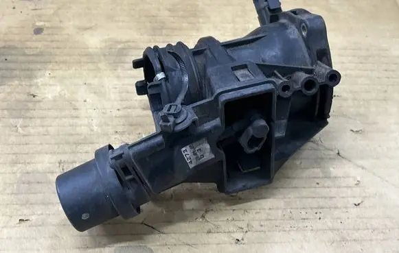 Mercedes-Benz A W169 Throttle valve A6400901170 6400901170