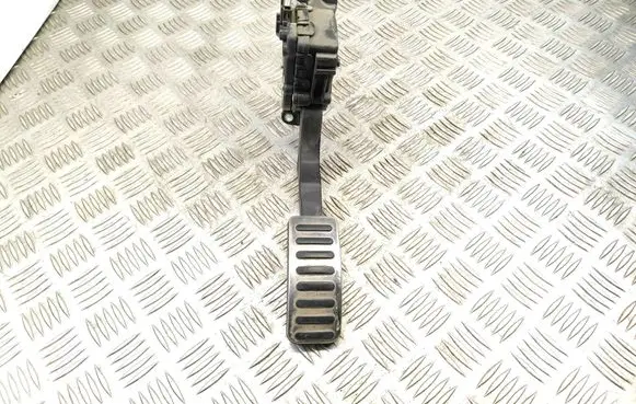 Skoda Fabia Mk2 (5J) Accelerator throttle pedal 6Q1721503M 6PV00849641