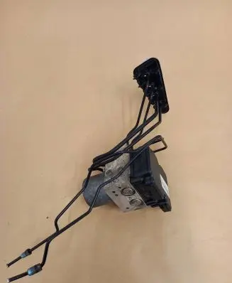 BMW 6 F12 F13 ABS Pump 6797668