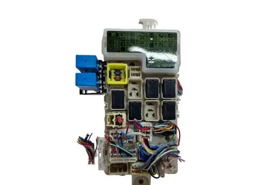 Peugeot iOn Fuse box set G8C930MC2B17 8637A748