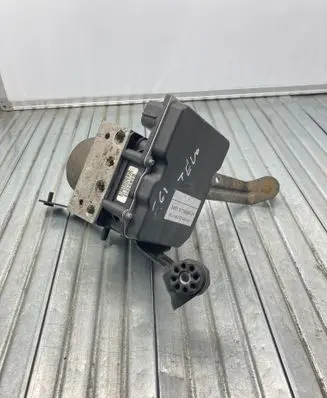 BMW 5 E60 E61 ABS Pump 6774848 6774850