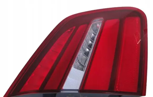 Mercedes-Benz B W246 W242 Tailgate rear/tail lights A2469069100