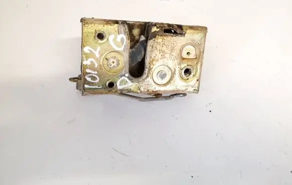 Ford Sierra Rear door lock 86gba26412aa 86gb-a26412-aa