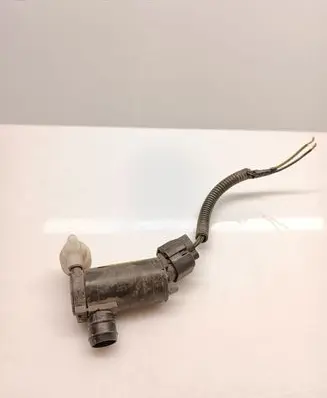 SsangYong Korando Windscreen/windshield washer pump 7841334000