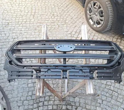 Ford Kuga II Front grill CV448A164A