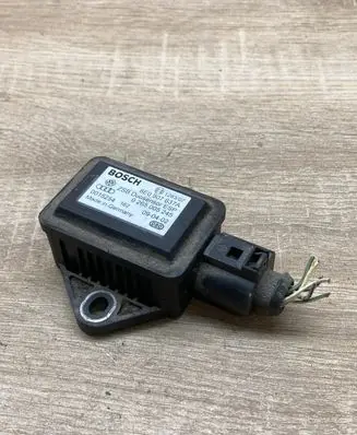 Audi A8 S8 D3 4E ESP acceleration yaw rate sensor 8E0907637A 0265005245