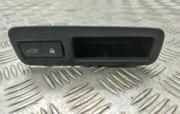 Lexus NX Tailgate opening switch 6929178040