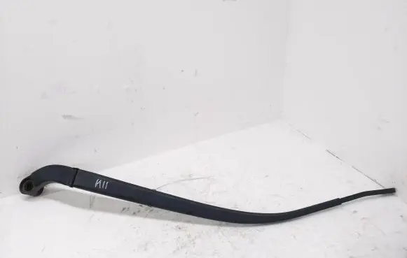 Mazda 3 III Front wiper blade arm