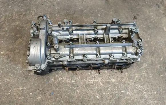 Mercedes-Benz ML W164 Engine head A7420101230 A6420106720 R6420163901