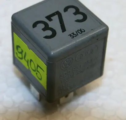 Audi A4 S4 B5 8D Other relay 8D0951253A