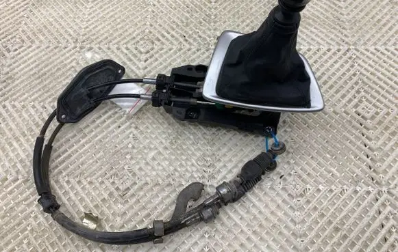 Toyota Auris E180 Gear shift rod 