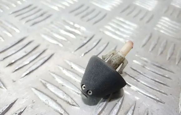 Chrysler Voyager Windshield washer spray nozzle 