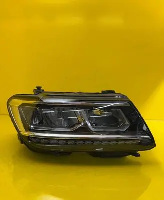 Volkswagen Tiguan Headlight/headlamp 5NB941036D