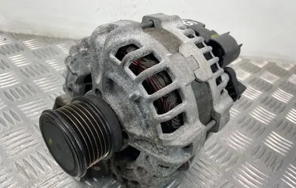 Mercedes-Benz E W212 Generator/alternator A0009060922 140409 0125711100