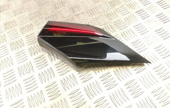 Citroen C4 III e-C4 Rear tail light reflector 9835109780