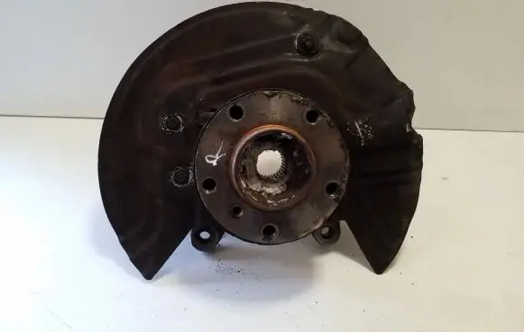 BMW X3 E83 Front wheel hub 3450560