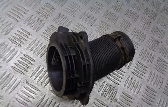 Volkswagen PASSAT B6 Intake air temperature sensor 068905379C