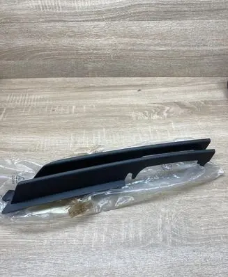 BMW 3 E46 Front bumper lower grill 7032614