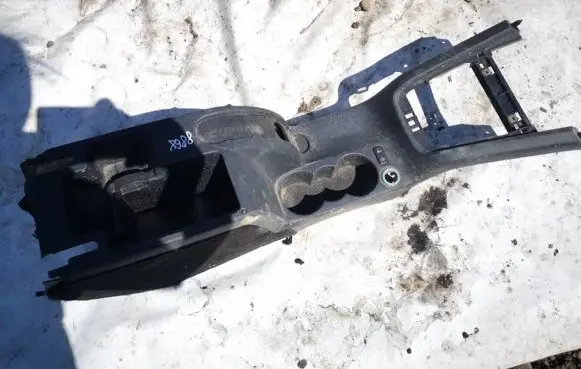Skoda Octavia Mk2 (1Z) Cup holder 1z1863241