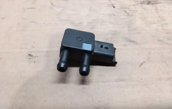 Citroen C4 II Exhaust gas pressure sensor 9662143180
