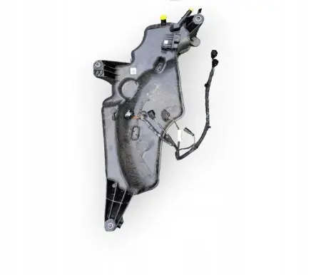 Audi Q2 - AdBlue liquid reservoir 5Q0131984C