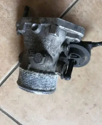 Audi A4 S4 B6 8E 8H Throttle valve 8e0145950c