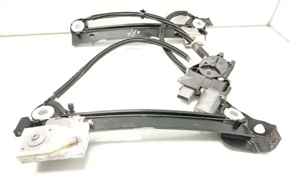 Peugeot RCZ Front door window regulator with motor 9673475880 0130822640