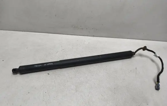 Porsche Macan (95B) Tailgate/trunk strut/damper 95B827851C