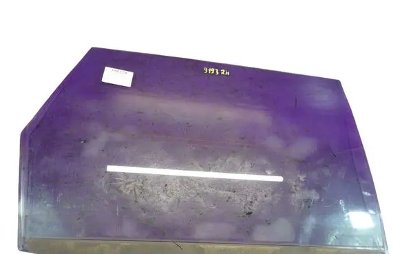 Audi A6 S6 C5 4B Front door window glass four-door 