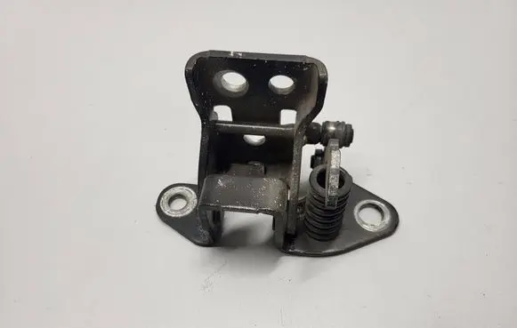 Dodge Challenger Front door upper hinge 106AF