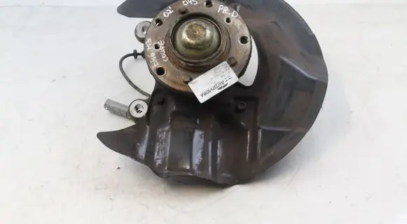 Front wheel hub