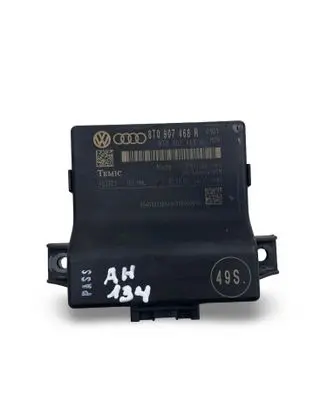Audi A4 S4 B8 8K Gateway control module 8T0907468R