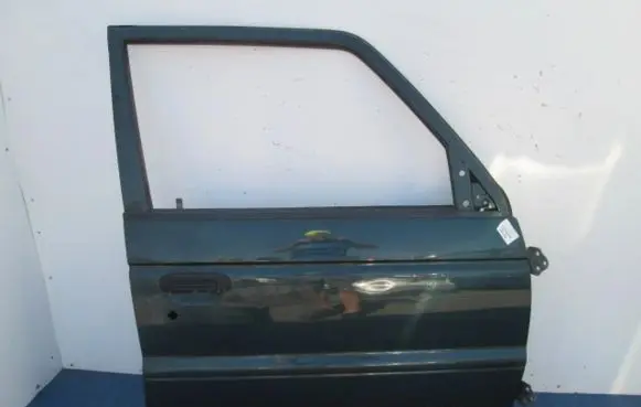 Mitsubishi Pajero Front door
