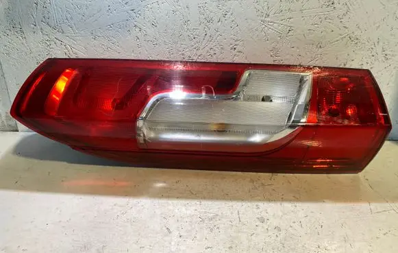 Rear/tail lights