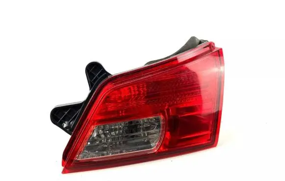 Subaru Outback Tailgate rear/tail lights